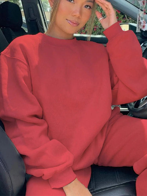 Premium Women’s Two-Piece Lounge Set: Oversized Hoodie and Matching Sweatpants - Comfortable and Stylish - Warms Hoodies