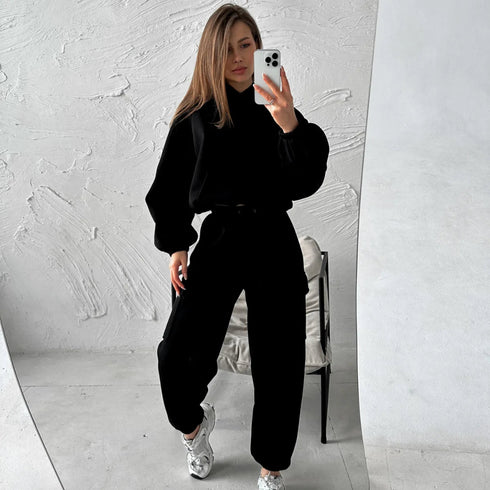 Women’s Hooded Tracksuit Two-Piece Set with Drawstring Sweatpants and Pullover Hoodie - Warms Hoodies