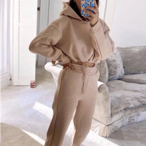 Women’s Winter and Autumn Two-Piece Tracksuit - Oversized Sweatshirt Solid Color Sportswear Hoodie - Warms Hoodies