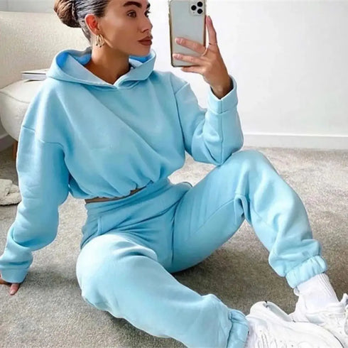 Women’s Winter and Autumn Two-Piece Tracksuit - Oversized Sweatshirt Solid Color Sportswear Hoodie - Warms Hoodies